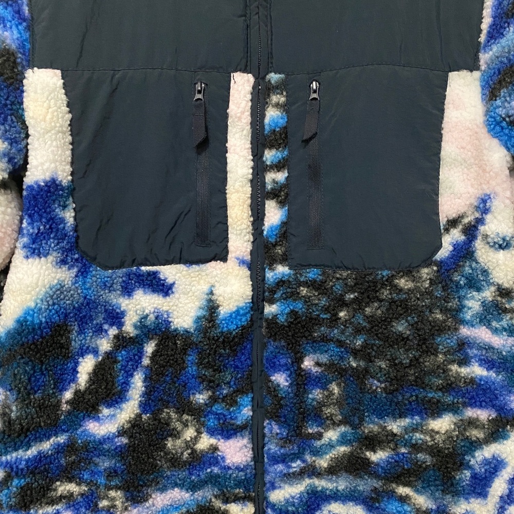 Fleece Jacket - Picture 3 of 4